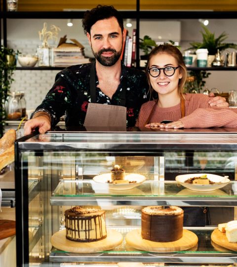 cake-cafe-small-business-owners-P7NEFD6